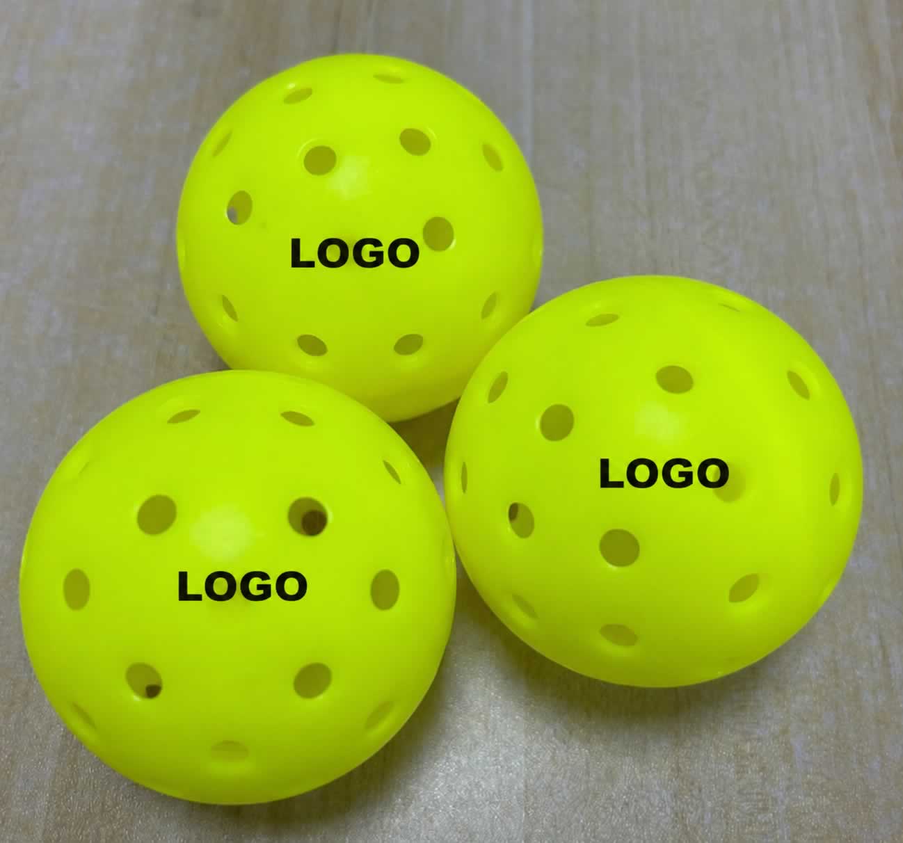 Custom Logo 48 Hole Injection Molded Pickleball Balls: A New Opportunity for Pickleball Brands