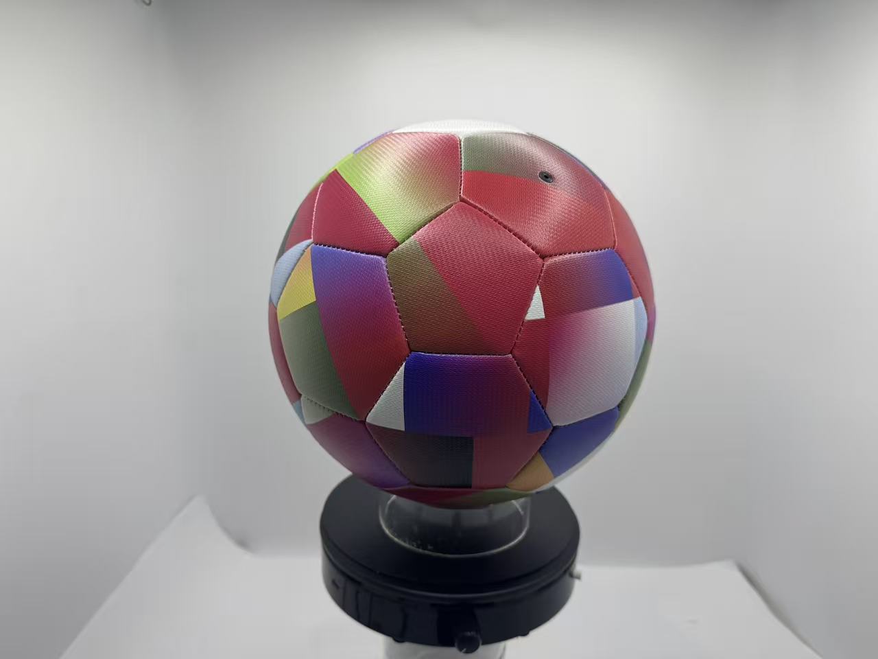 Custom Soccer Balls Are Growing: Why Brands Choose Size 4 & Size 5 OEM Footballs